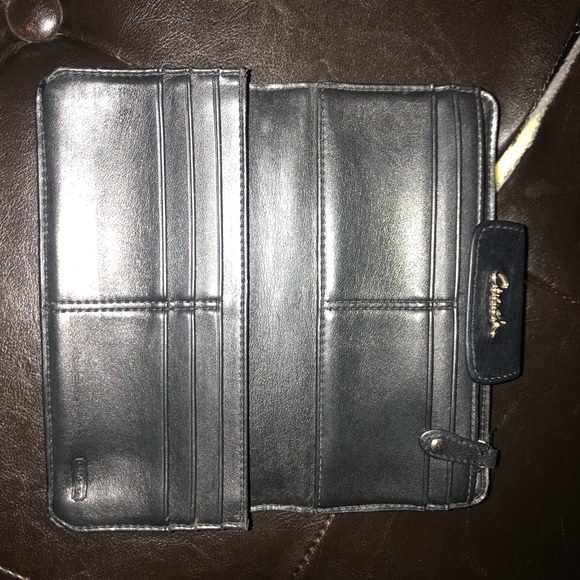 Wallet - Picture 1 of 1